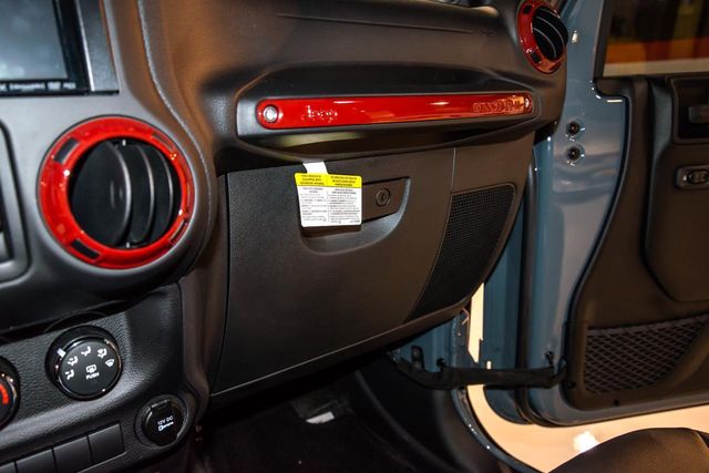 2014 Jeep Wrangler Unlimited 4WD 4dr Sport