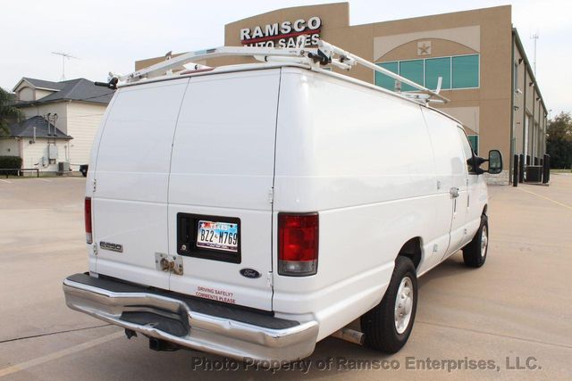 2008 Ford E-250 Base Trim