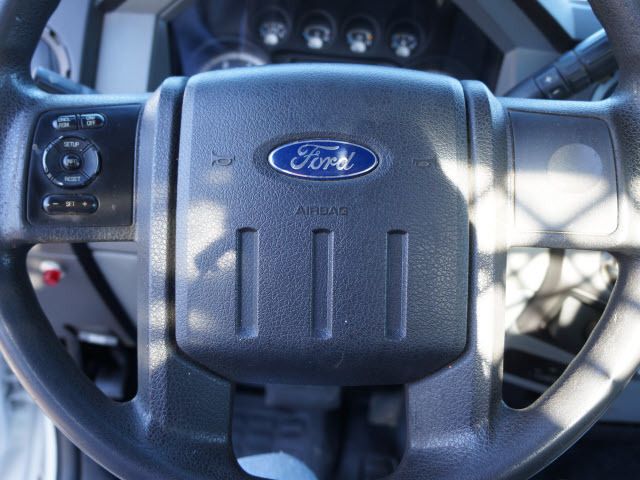 2011 Ford Super Duty F-450 Base Trim